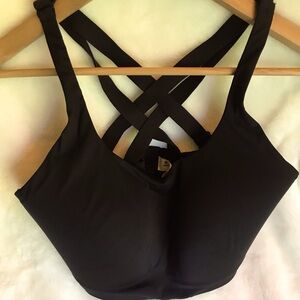 Lululemon 36 DD Black Sports Bra Crisscross Straps Lightly worn Lulu